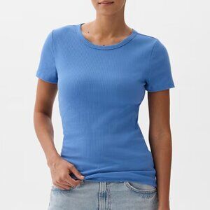 GAP Ribbed Crewneck T-Shirt | Medium, Blue
